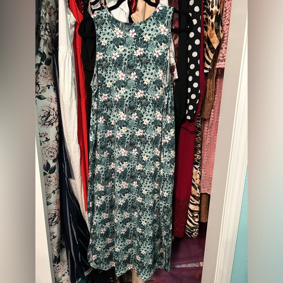 Green Leopard Floral Dress - Picture 6 of 7